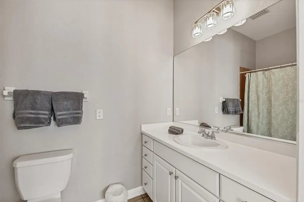 5583 46th Court W Bradenton FL 34210