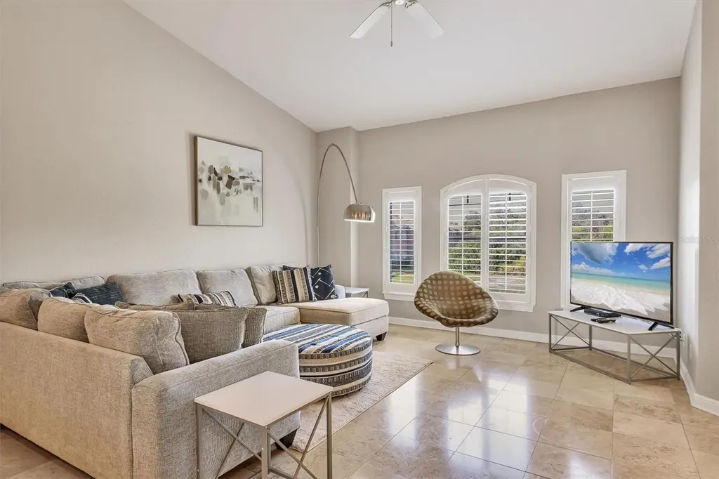 5583 46th Court W Bradenton FL 34210