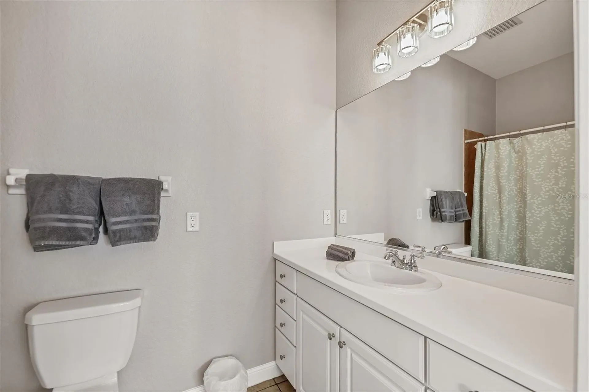 5583 46th Court W Bradenton FL 34210