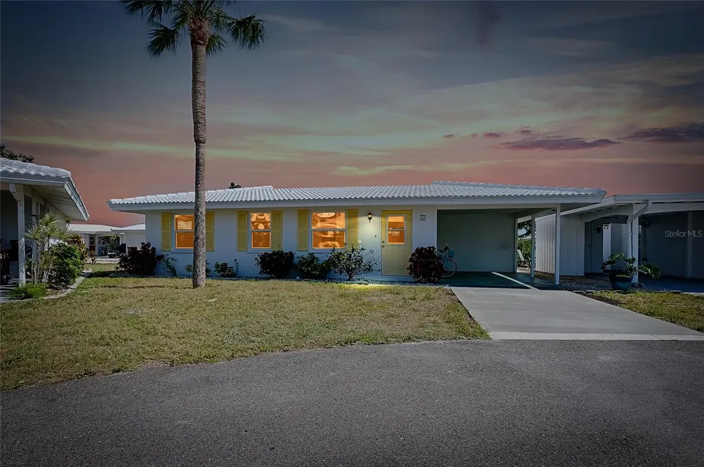 595 Circlewood Drive Venice FL 34293