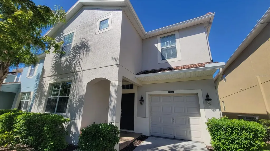 2952 Beach Palm Avenue Kissimmee FL 34747
