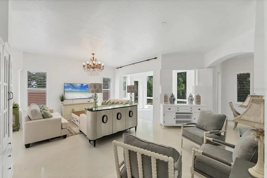 5405 46th Court W Bradenton FL 34210