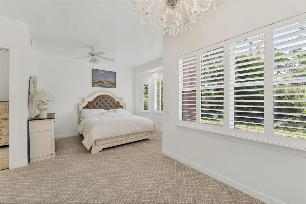5405 46th Court W Bradenton FL 34210