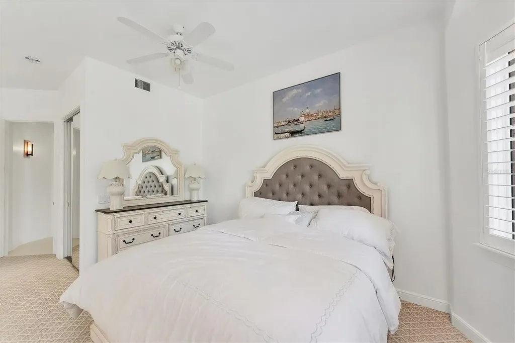 5405 46th Court W Bradenton FL 34210