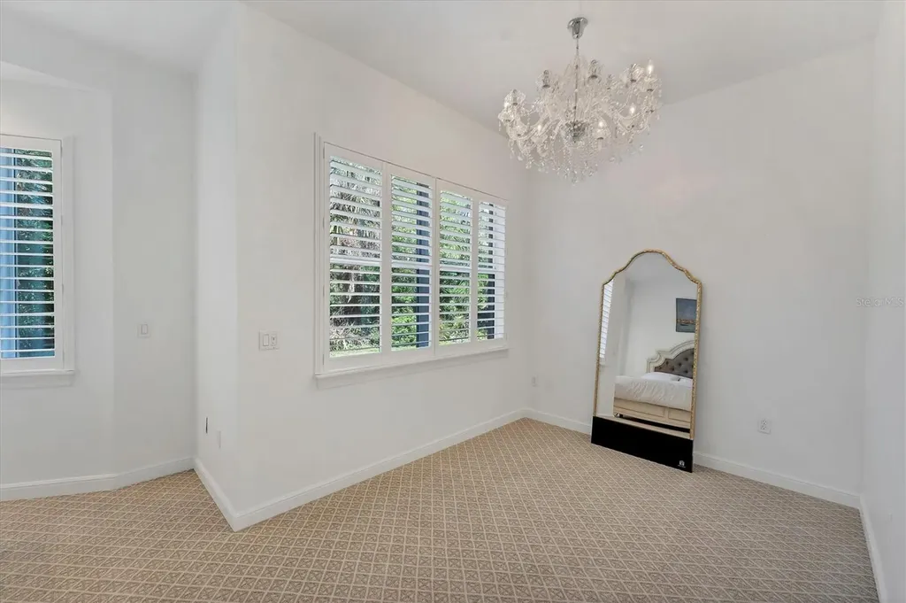 5405 46th Court W Bradenton FL 34210