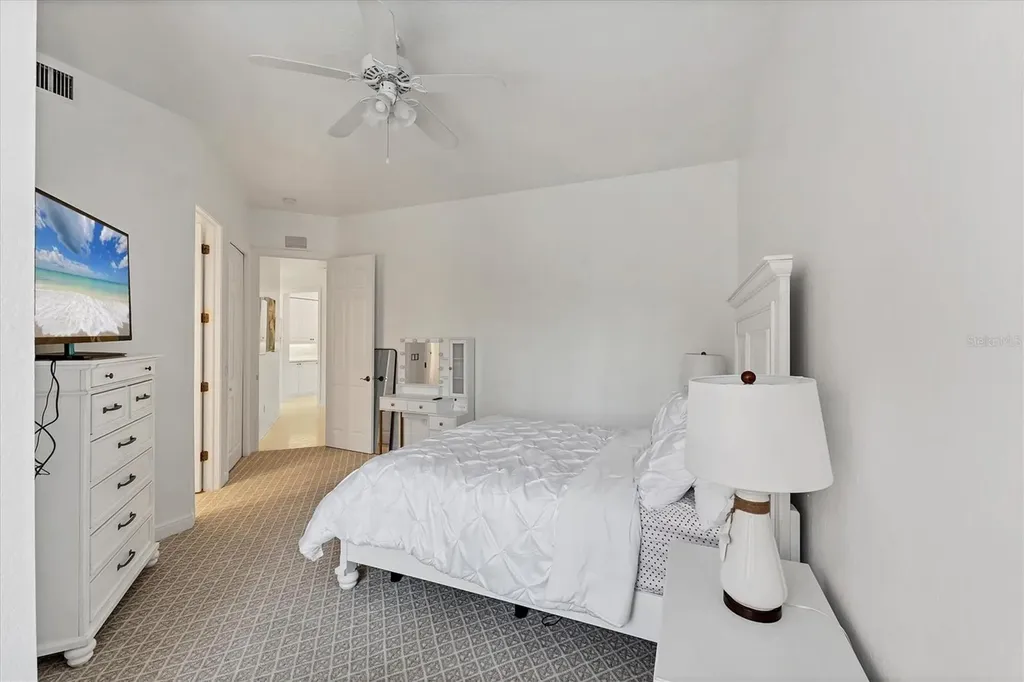 5405 46th Court W Bradenton FL 34210
