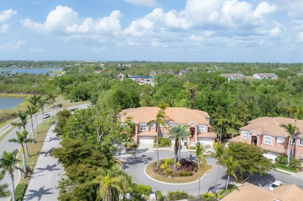 5405 46th Court W Bradenton FL 34210