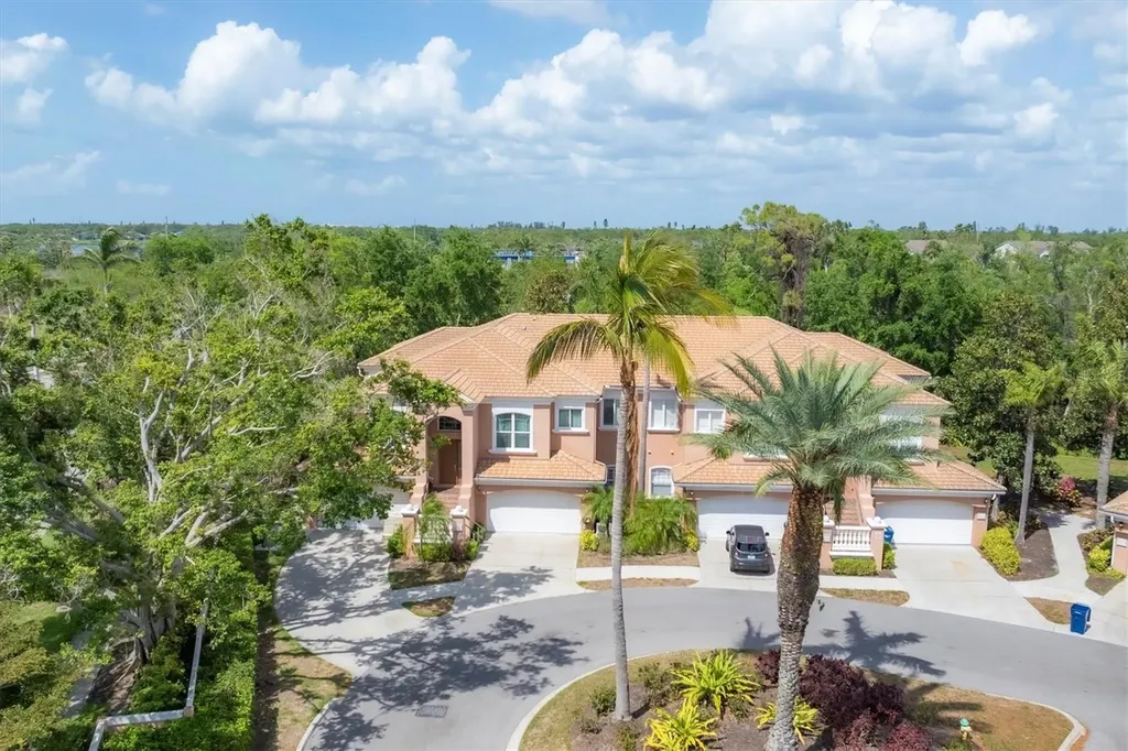 5405 46th Court W Bradenton FL 34210