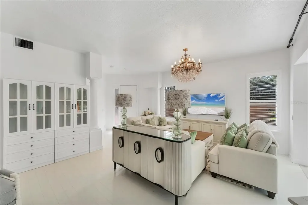 5405 46th Court W Bradenton FL 34210
