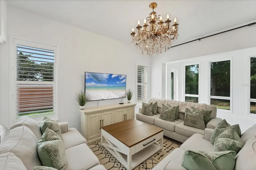 5405 46th Court W Bradenton FL 34210
