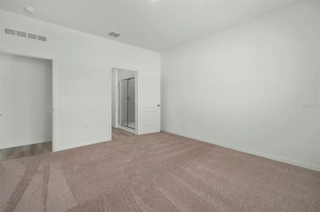 13275 Tula Loop Astatula FL 34705
