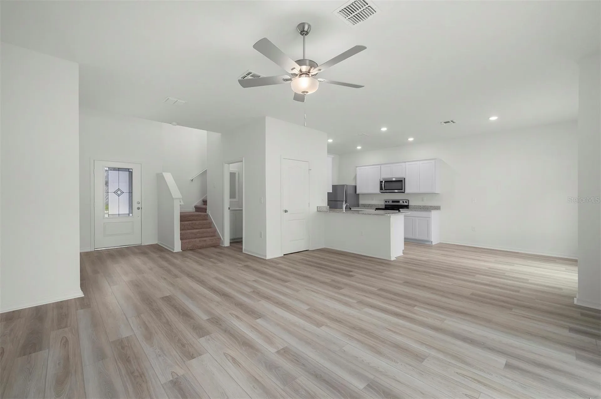 13275 Tula Loop Astatula FL 34705