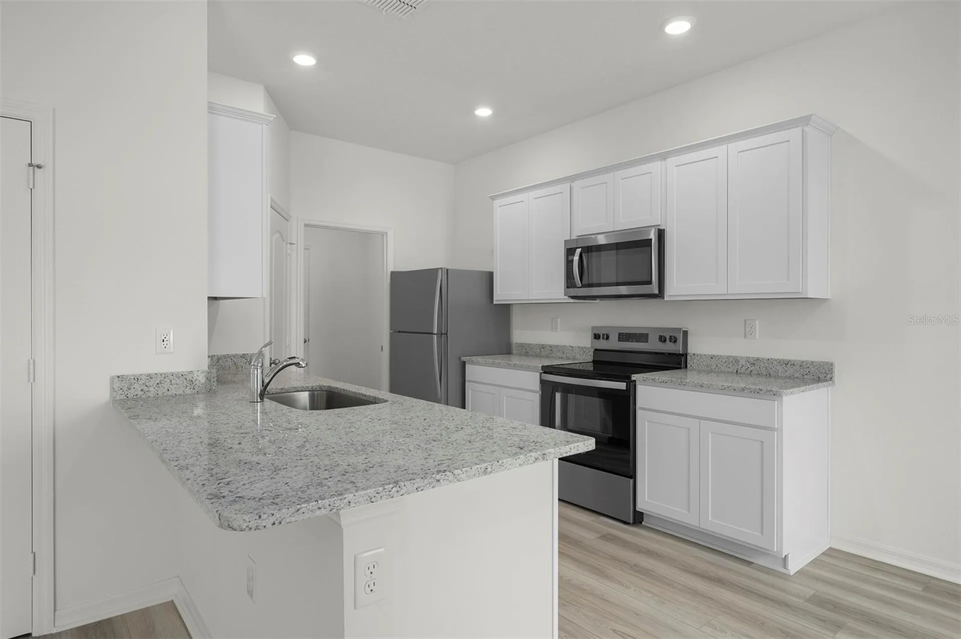13275 Tula Loop Astatula FL 34705