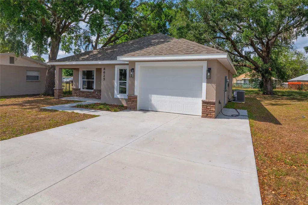 6625 Thornhill Road Winter Haven FL 33880