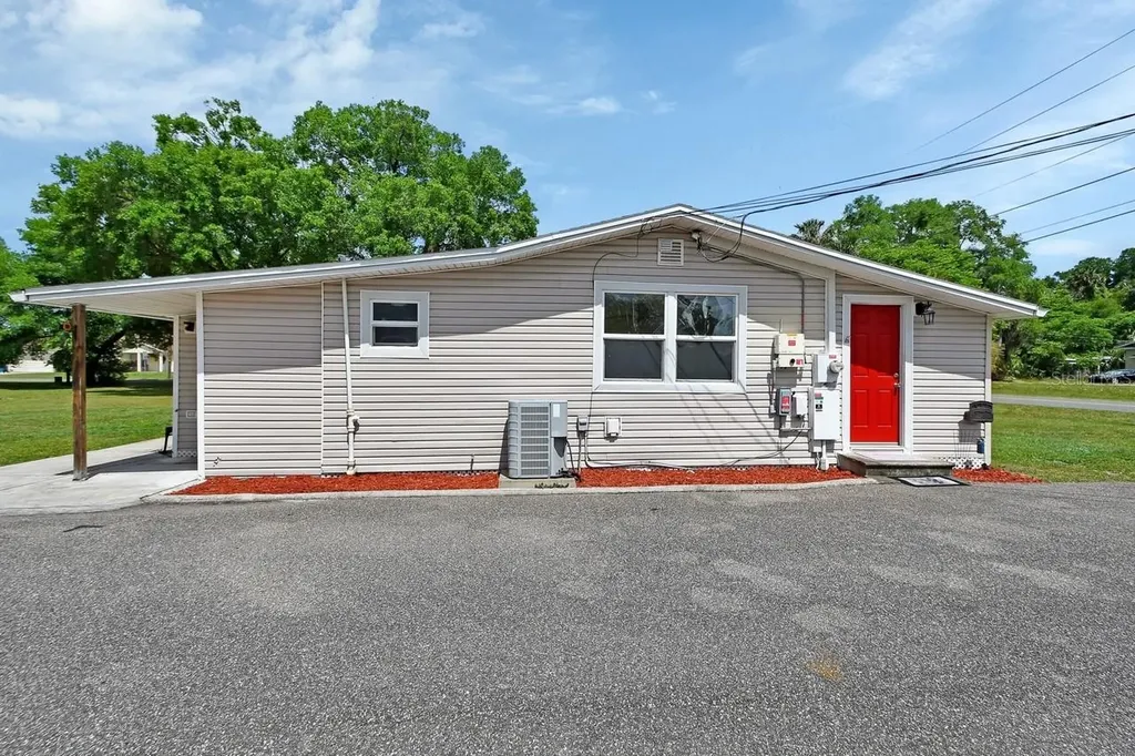 430 S Woodward Avenue Deland FL 32720