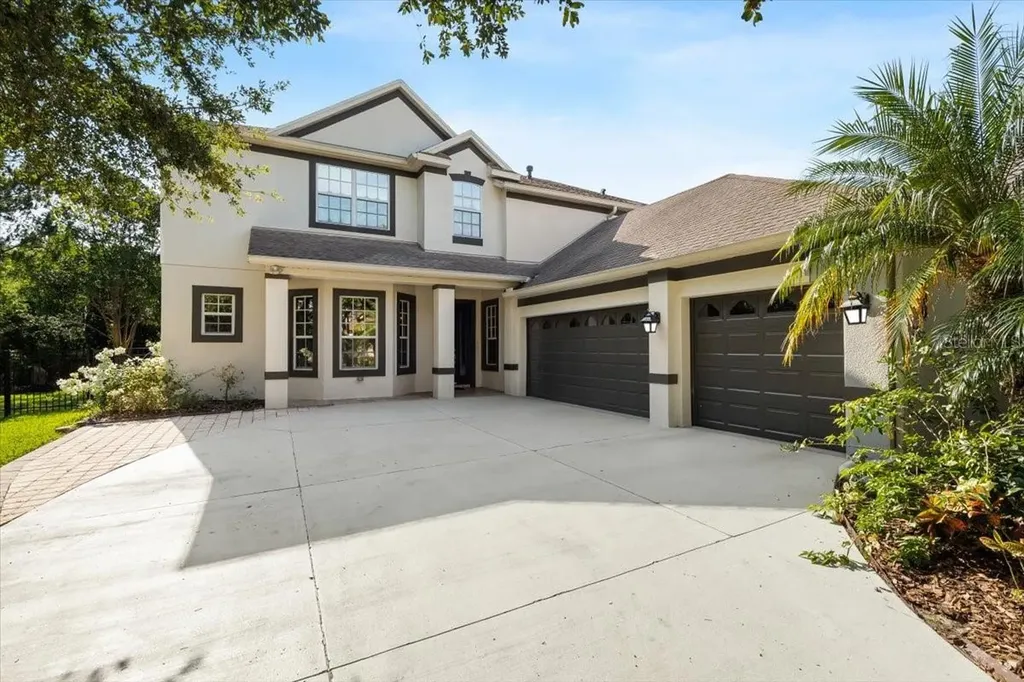 20403 Walnut Grove Lane Tampa FL 33647