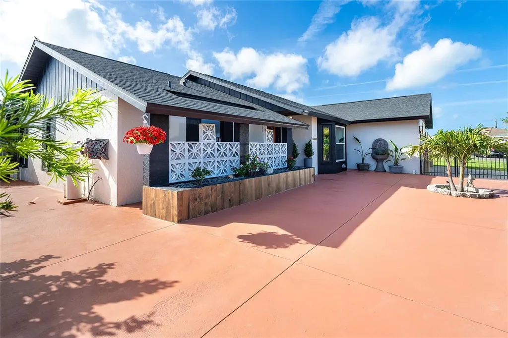 23 Tiffany Street Englewood FL 34223