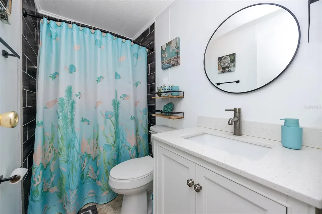 7803 46th Avenue N St Petersburg FL 33709