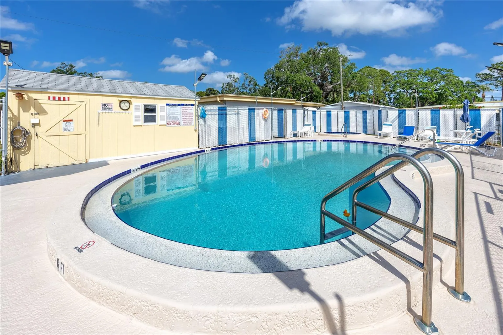 7803 46th Avenue N St Petersburg FL 33709
