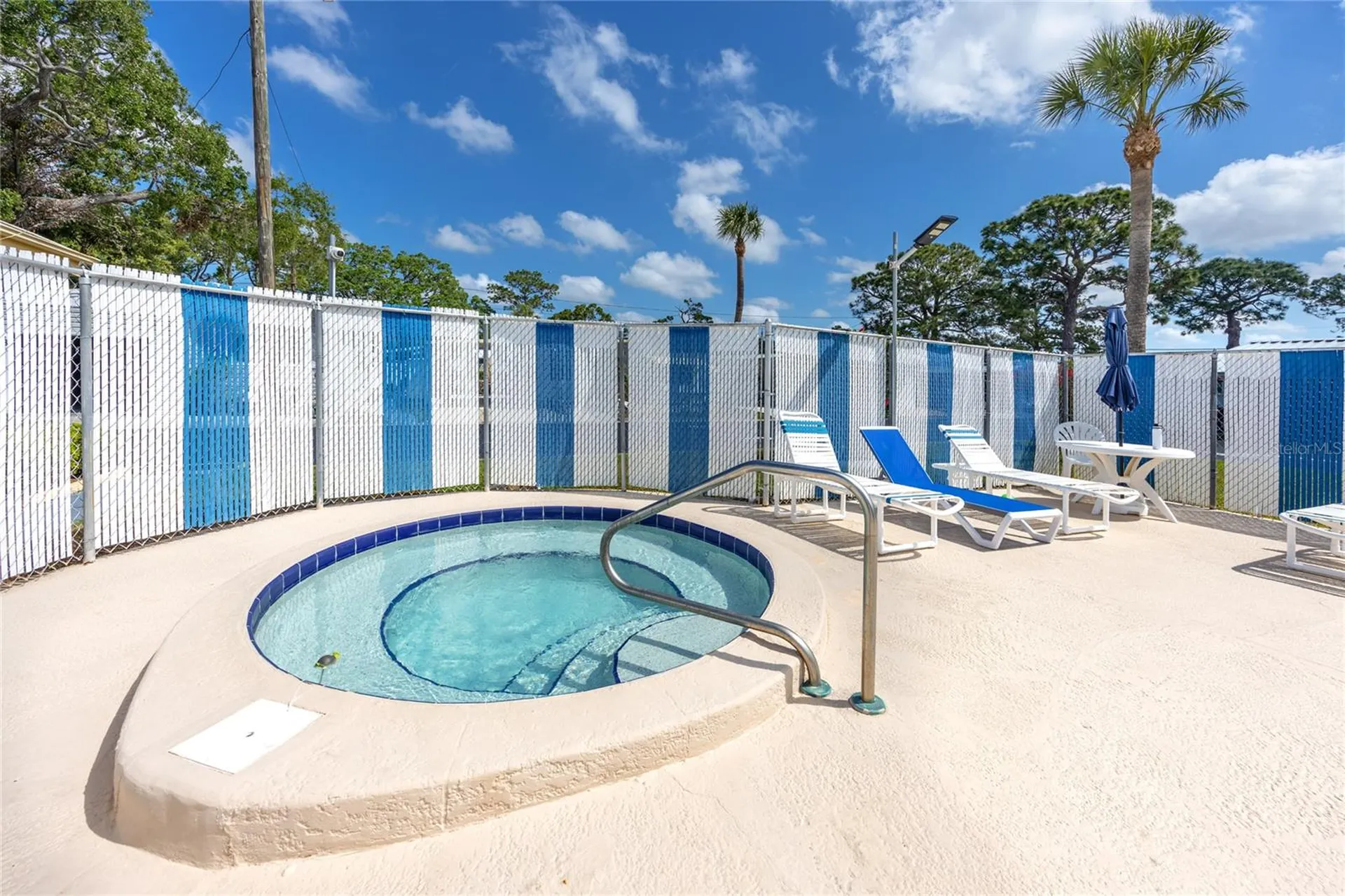 7803 46th Avenue N St Petersburg FL 33709