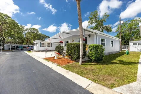 7803 46th Avenue N St Petersburg FL 33709