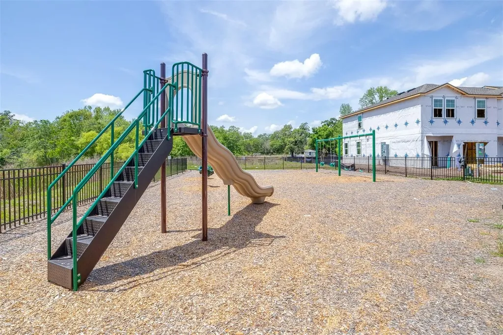 3269 Vesara Davenport FL 33837