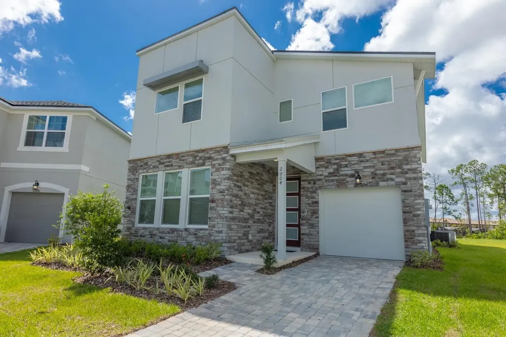 2004 Fleming Mist Place Kissimmee FL 34747