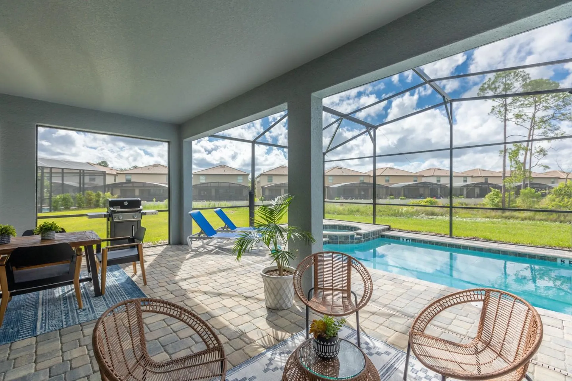 2004 Fleming Mist Place Kissimmee FL 34747
