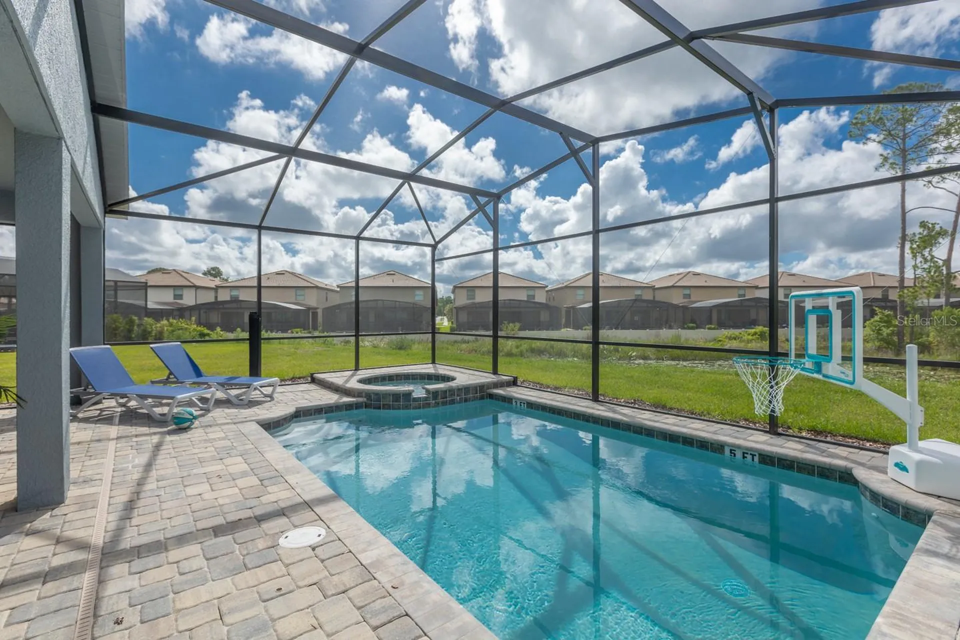 2004 Fleming Mist Place Kissimmee FL 34747