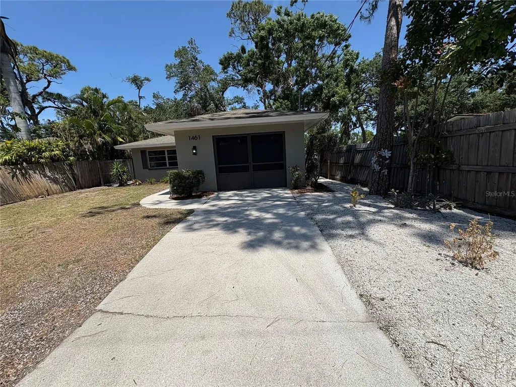1461 17th Street Sarasota FL 34234