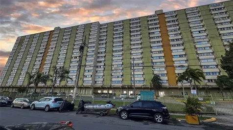 1050 Las Palmas Avenue, Cond Puerta De La Bahia San Juan PR 00907