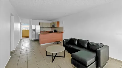 1050 Las Palmas Avenue, Cond Puerta De La Bahia San Juan PR 00907