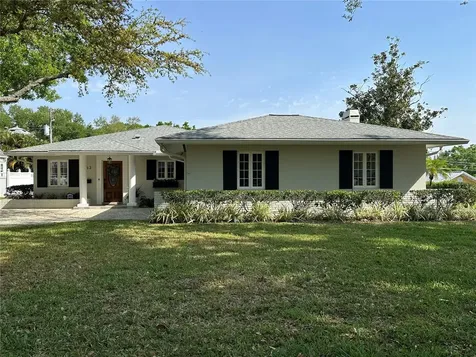 763 35th Avenue N St Petersburg FL 33704