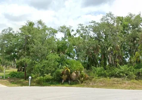 104 Rebel Court Rotonda West FL 33947