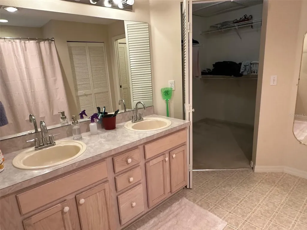 32905 Timberwood Drive Leesburg FL 34748