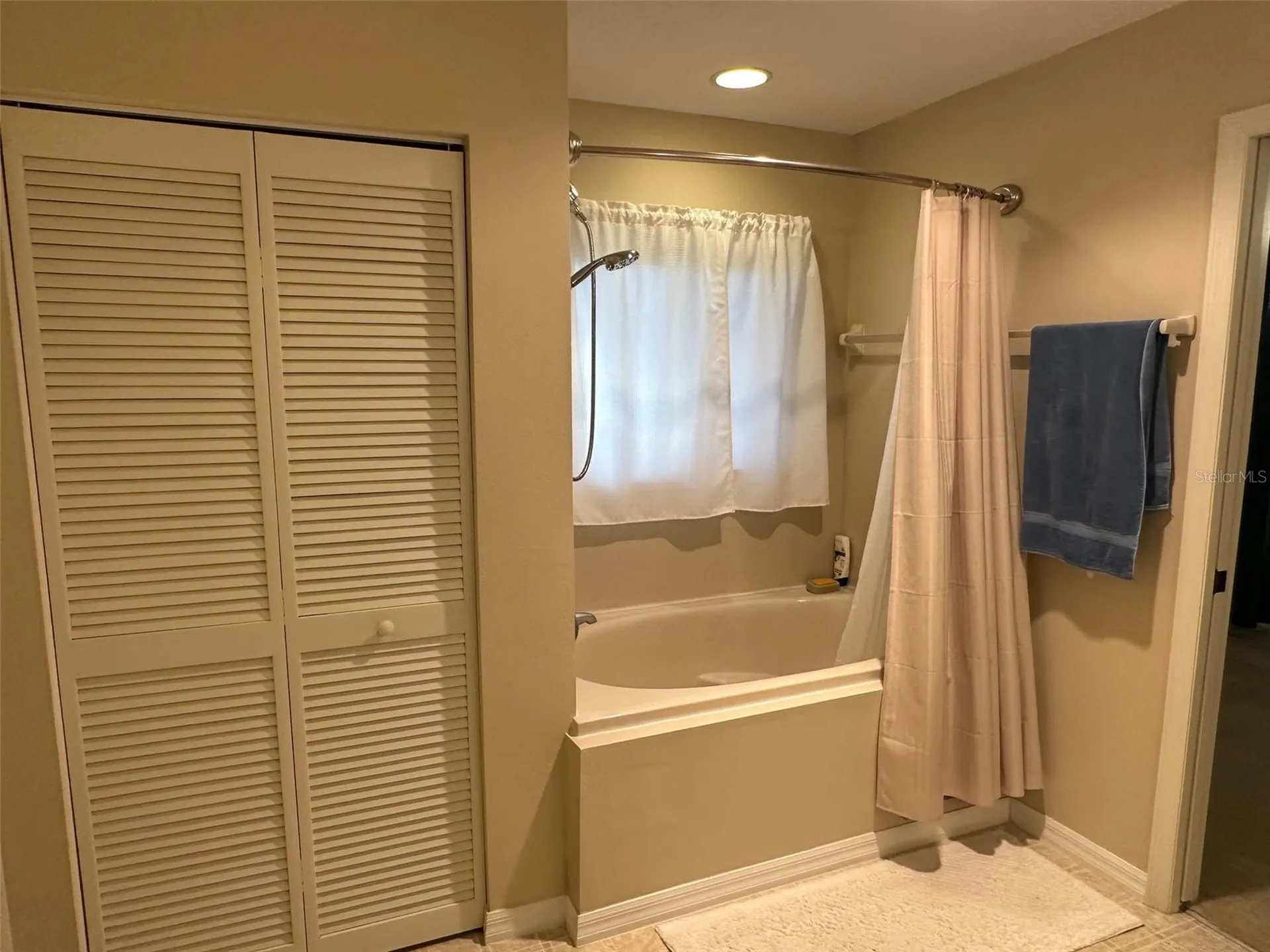 32905 Timberwood Drive Leesburg FL 34748