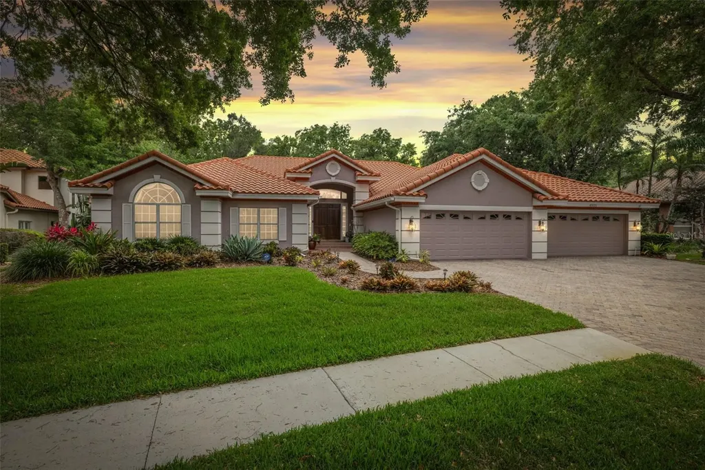 4905 Londonderry Drive Tampa FL 33647