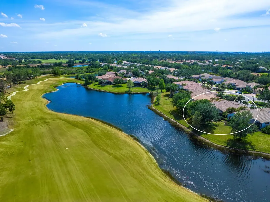 7229 Lake Forest Glen Lakewood Ranch FL 34202