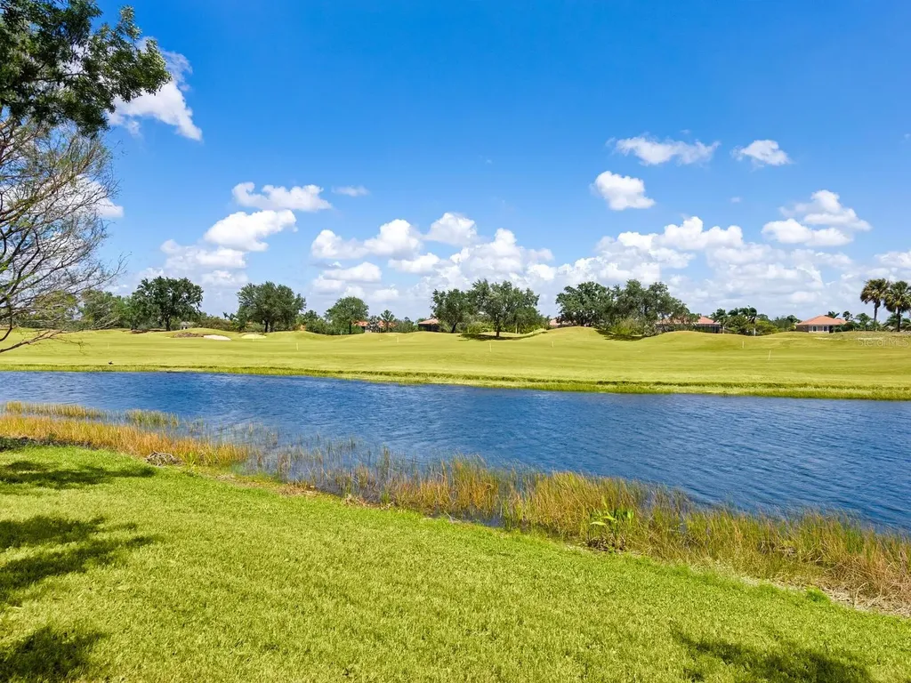 7229 Lake Forest Glen Lakewood Ranch FL 34202