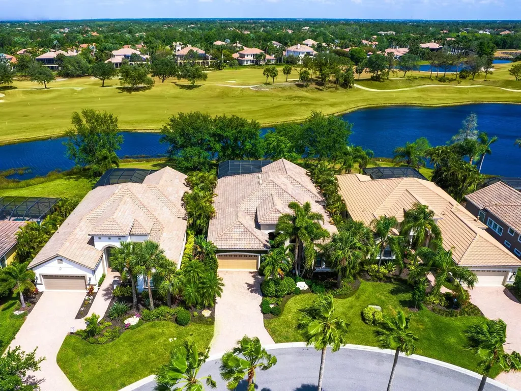 7229 Lake Forest Glen Lakewood Ranch FL 34202