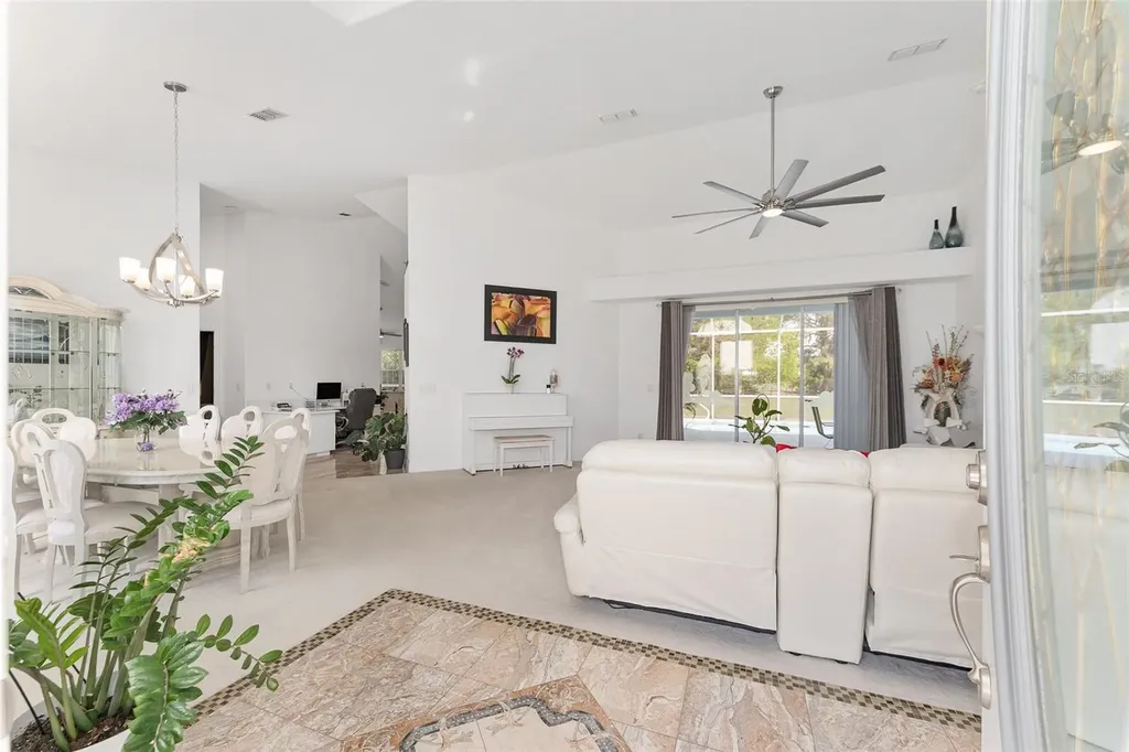 5819 NE 72nd Street Silver Springs FL 34488