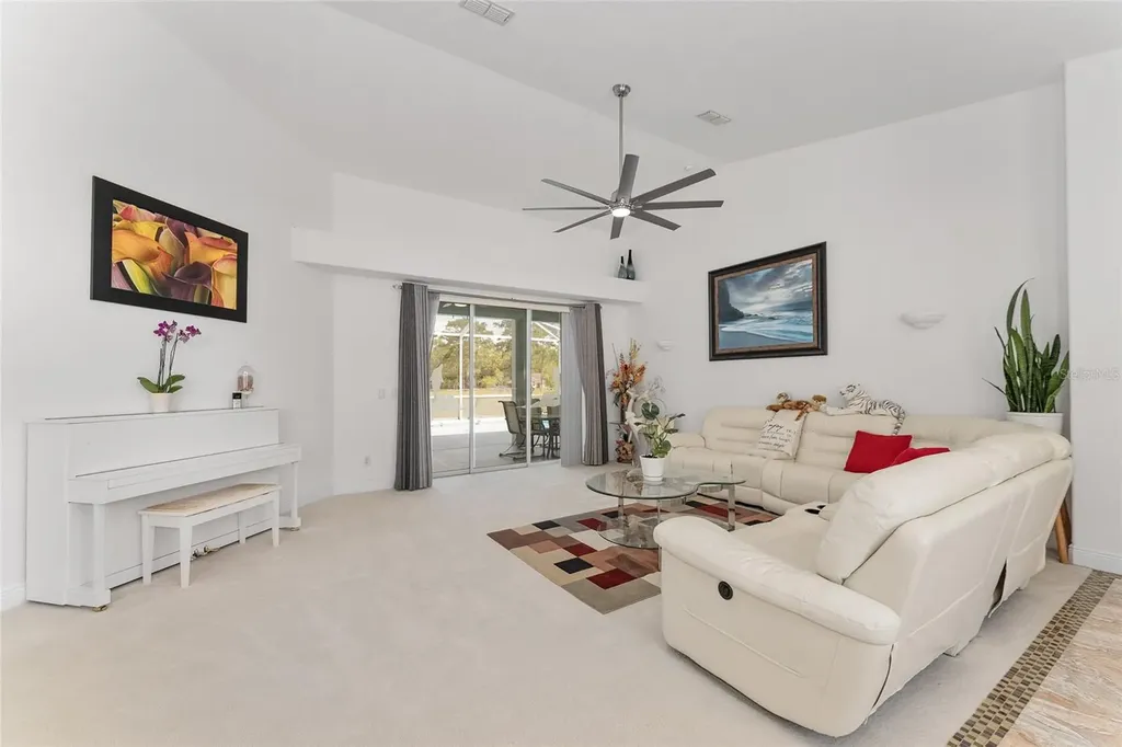 5819 NE 72nd Street Silver Springs FL 34488