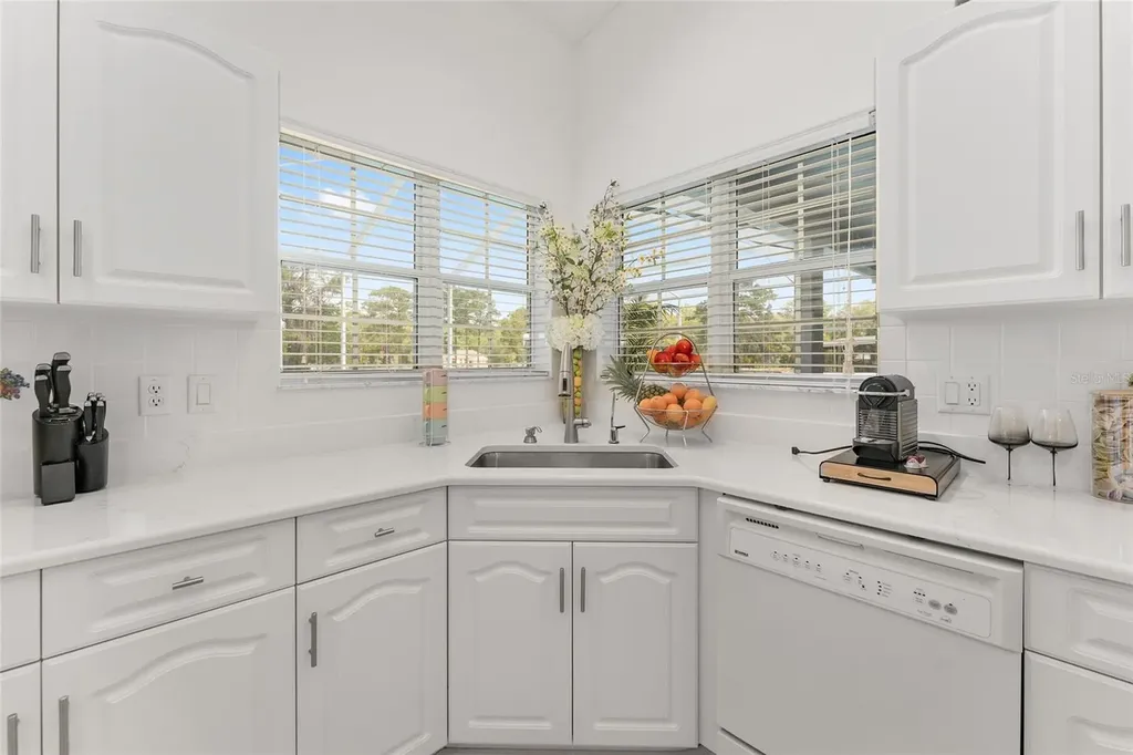 5819 NE 72nd Street Silver Springs FL 34488
