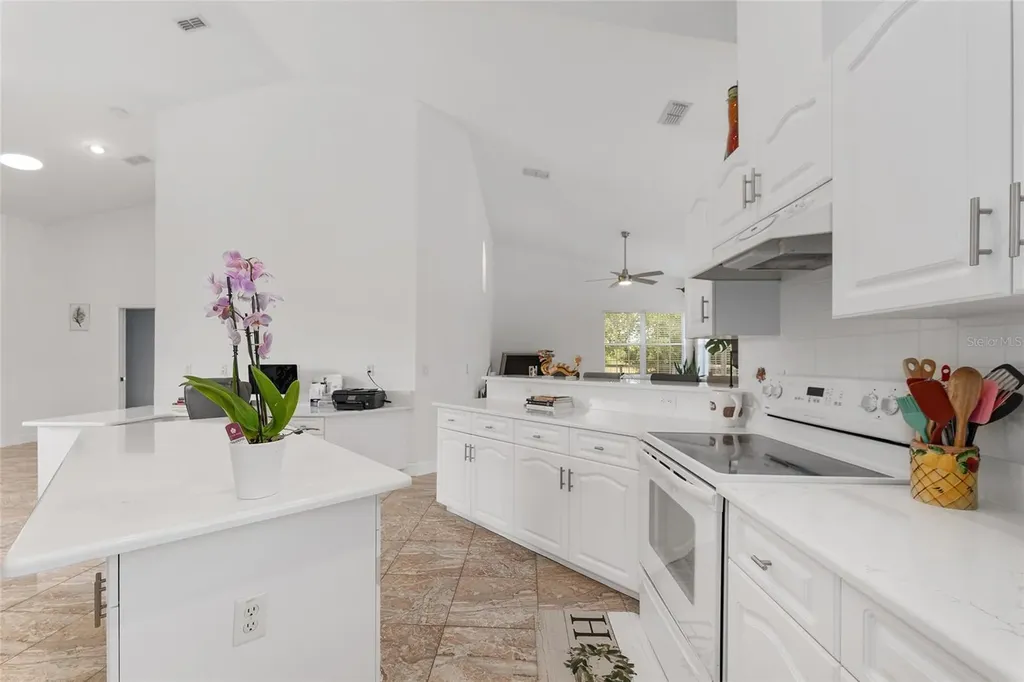 5819 NE 72nd Street Silver Springs FL 34488