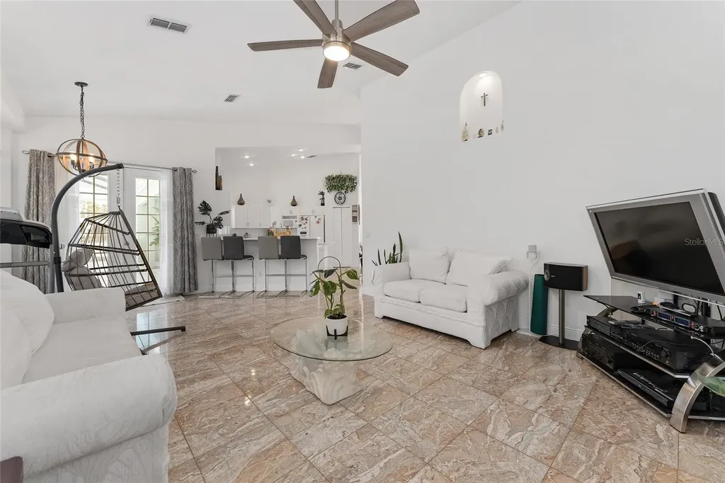 5819 NE 72nd Street Silver Springs FL 34488