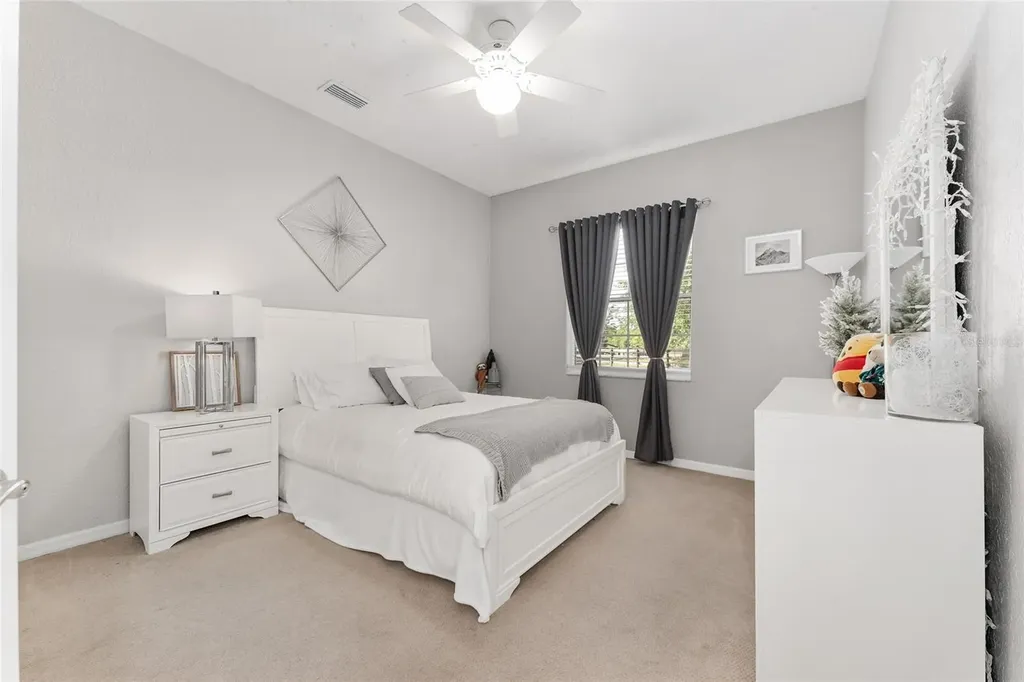 5819 NE 72nd Street Silver Springs FL 34488
