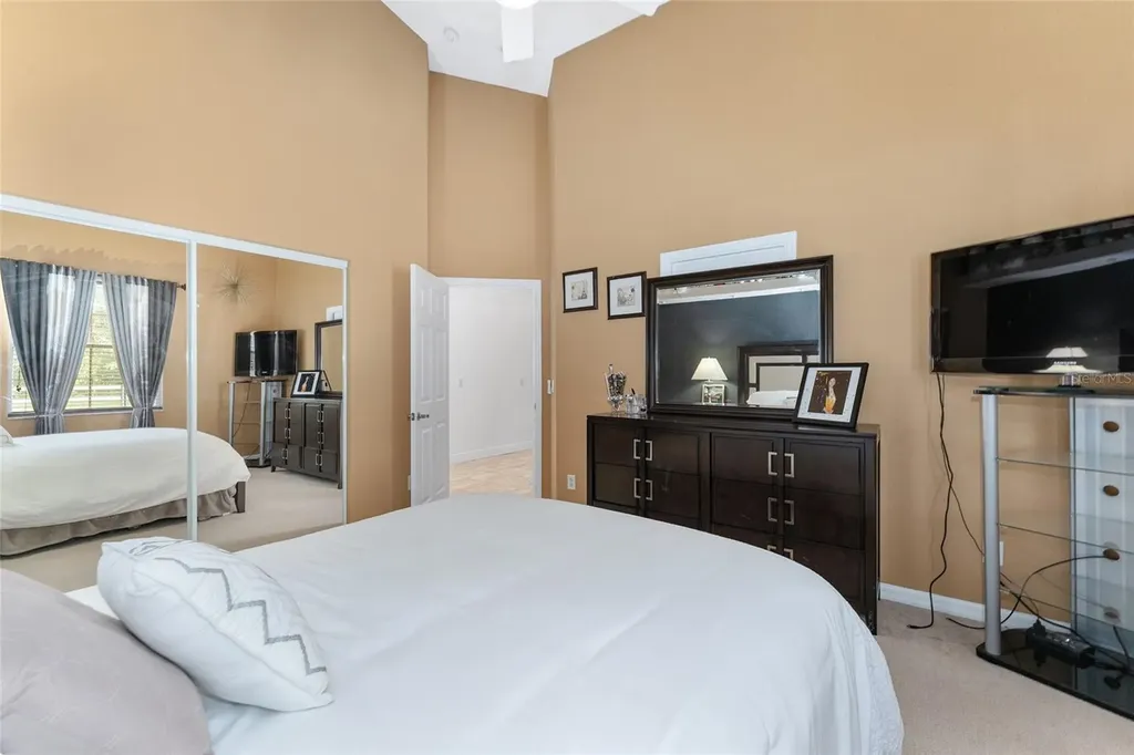 5819 NE 72nd Street Silver Springs FL 34488