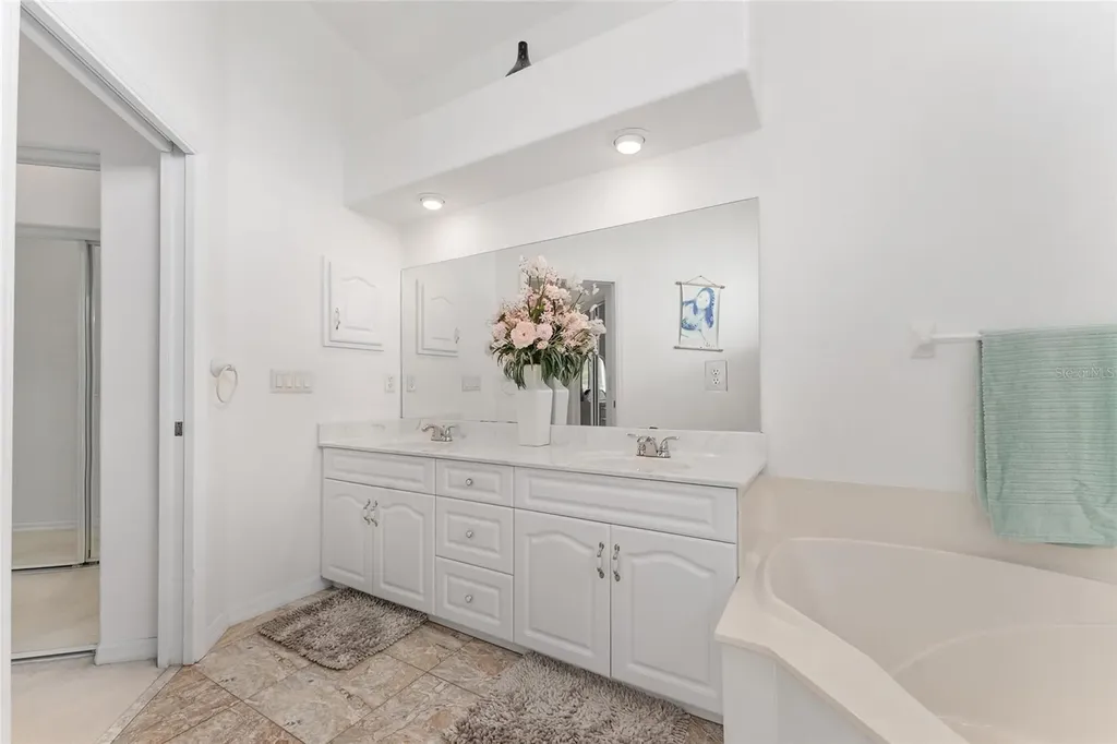 5819 NE 72nd Street Silver Springs FL 34488