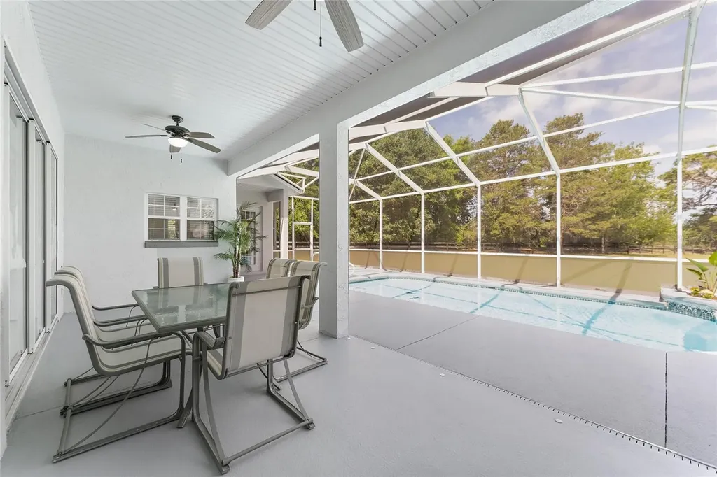 5819 NE 72nd Street Silver Springs FL 34488