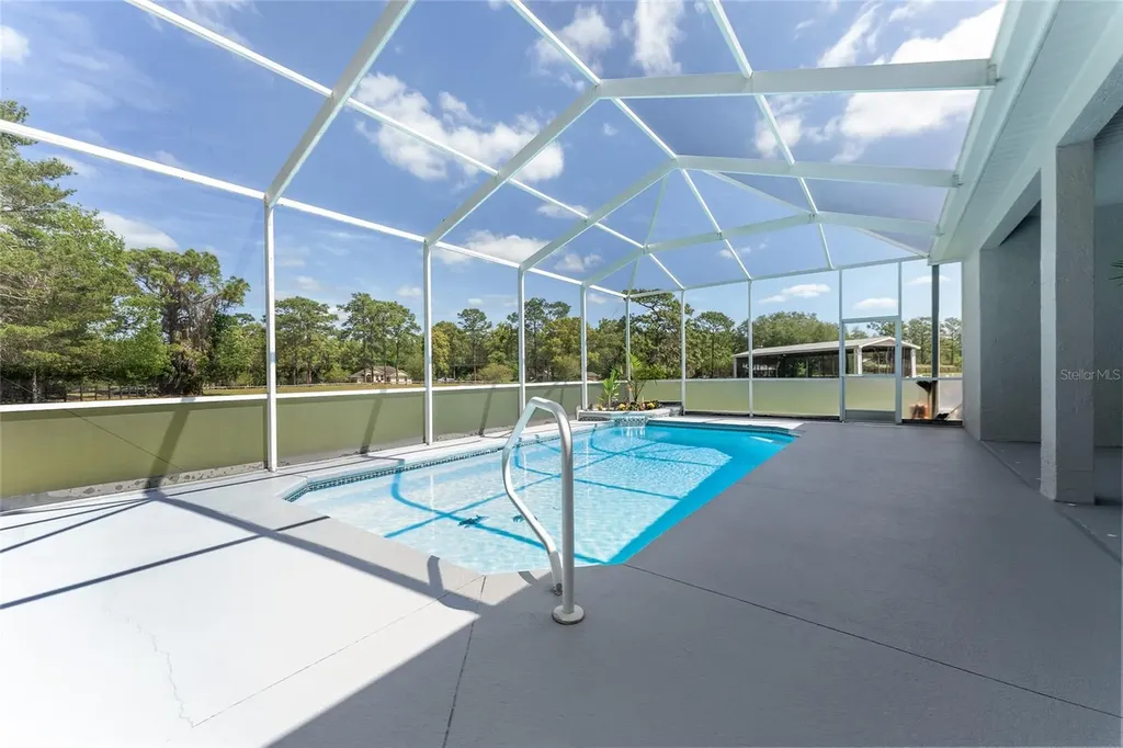5819 NE 72nd Street Silver Springs FL 34488
